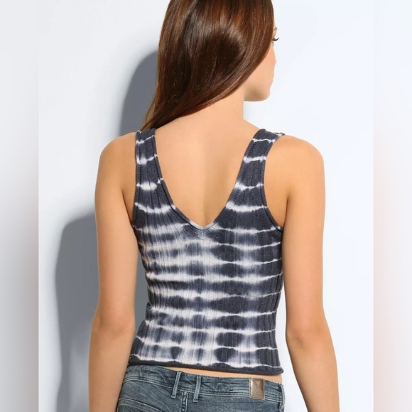 Guess Tie-dye Tank Top - Picture 2 of 5